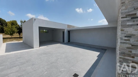 Moradia T4 para Venda em Cantanhede e Pocariça