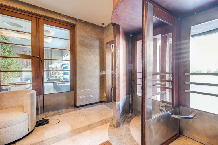 Apartamento T2 para Venda em Santo António Foto 33