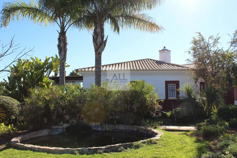 Moradia T3 para Venda em Lagos (São Sebastião e Santa Maria) Foto 25