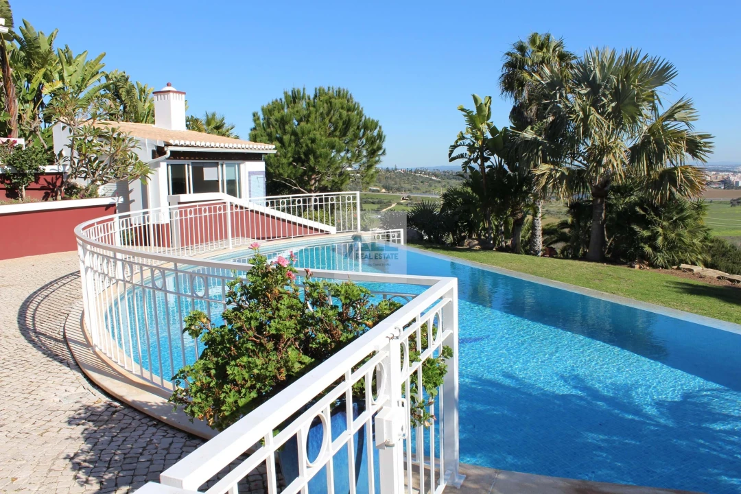 Moradia T3 para Venda em Lagos (São Sebastião e Santa Maria) Foto 3