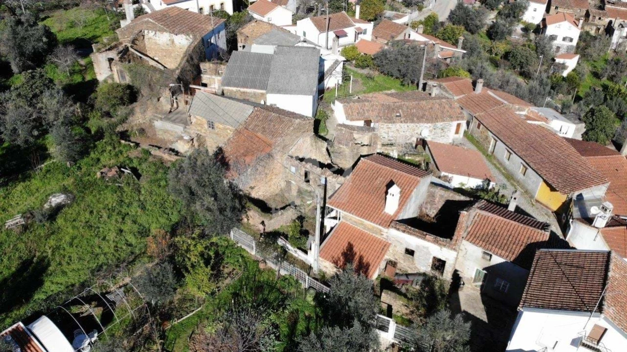 Moradia T1 para Venda em Sobreira Formosa e Alvito da Beira Foto 30