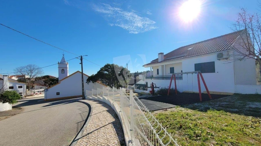 Moradia T1 para Venda em Sobreira Formosa e Alvito da Beira Foto 28