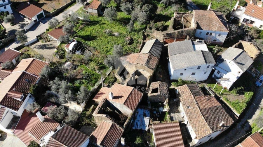 Moradia T1 para Venda em Sobreira Formosa e Alvito da Beira Foto 32