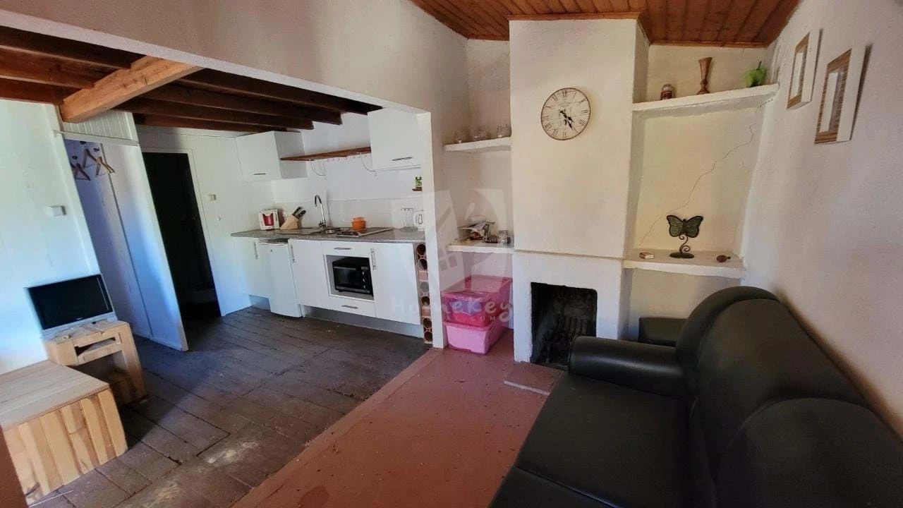 Moradia T1 para Venda em Sobreira Formosa e Alvito da Beira Foto 10