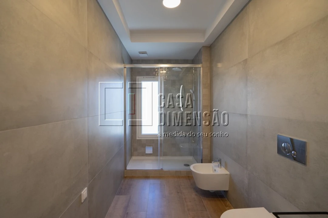 Moradia T4 para Venda em Charneca de Caparica e Sobreda Foto 58