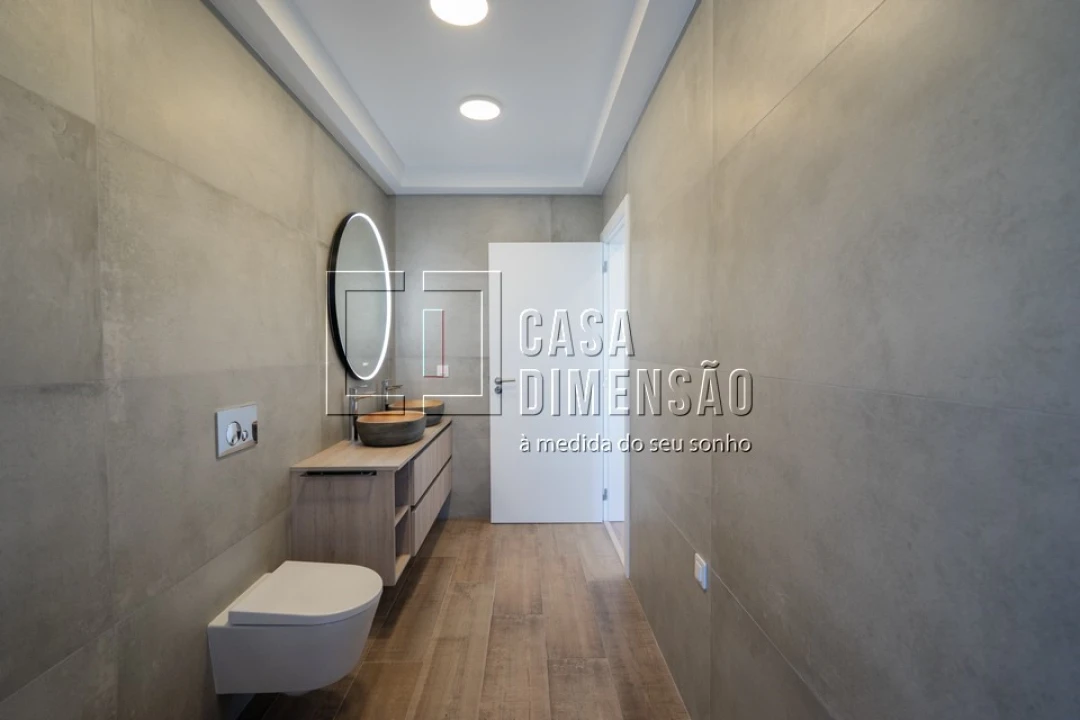 Moradia T4 para Venda em Charneca de Caparica e Sobreda Foto 60