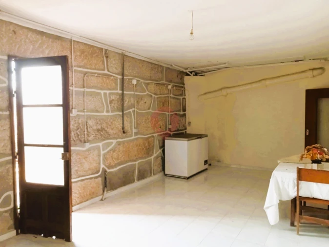 Moradia T3 para Venda em Ceivães e Badim Foto 9