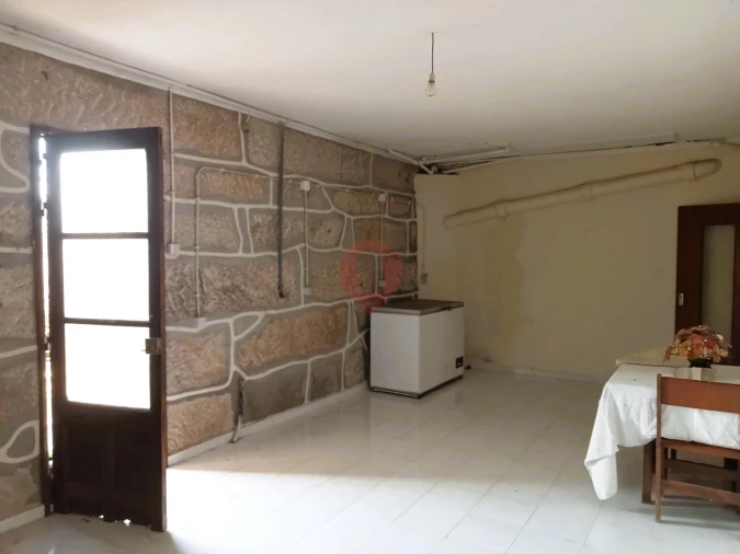 Moradia T3 para Venda em Ceivães e Badim Foto 12