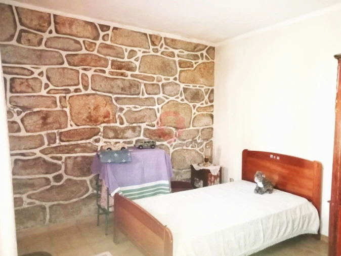 Moradia T3 para Venda em Ceivães e Badim Foto 13