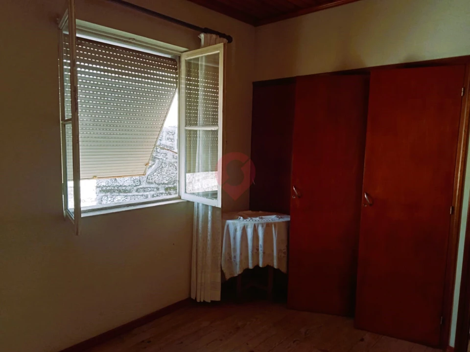 Moradia T3 para Venda em Ceivães e Badim Foto 9
