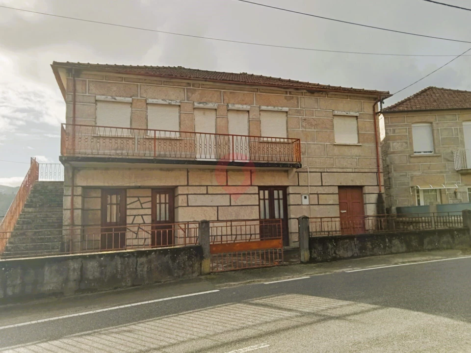 Moradia T3 para Venda em Ceivães e Badim Foto 1