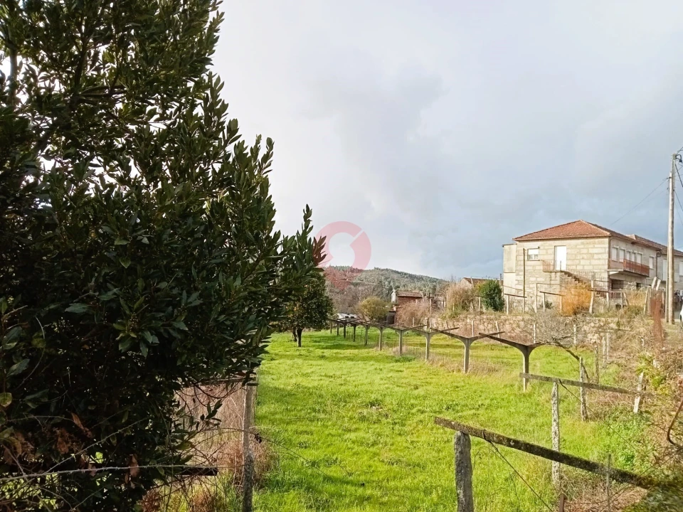 Moradia T3 para Venda em Ceivães e Badim Foto 18