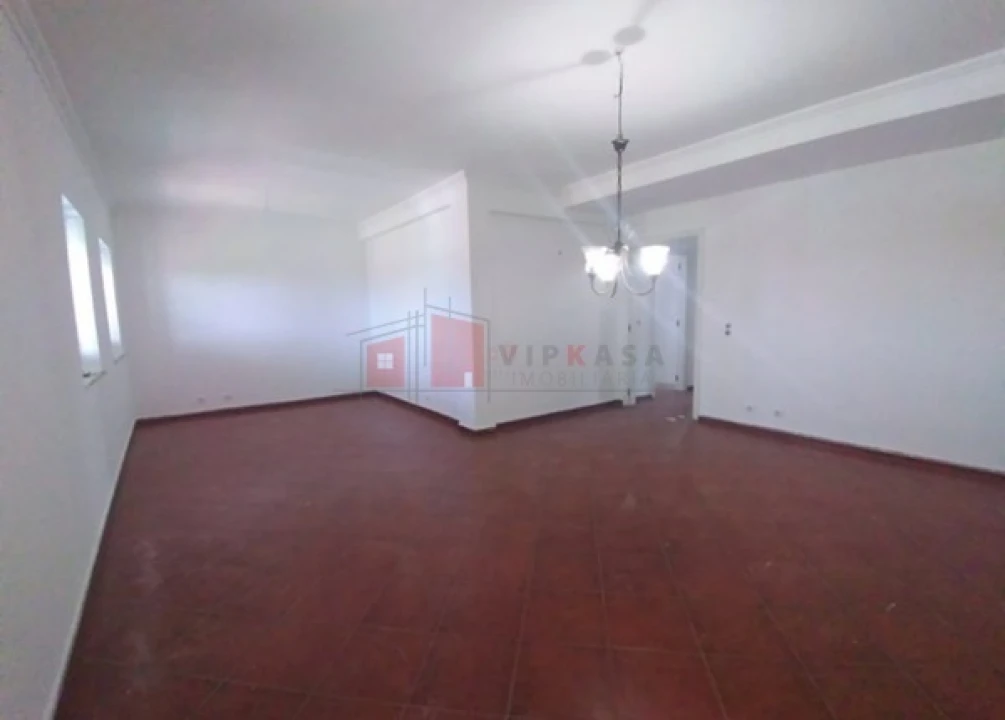 Moradia T7 para Venda em Rio de Mouro Foto 19
