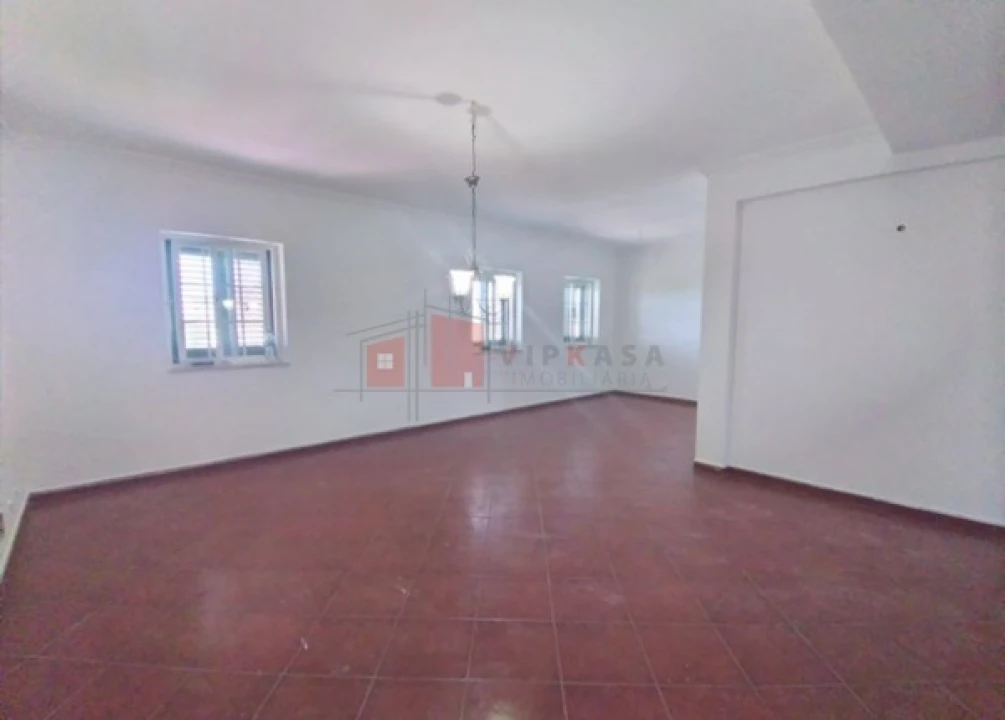 Moradia T7 para Venda em Rio de Mouro Foto 18