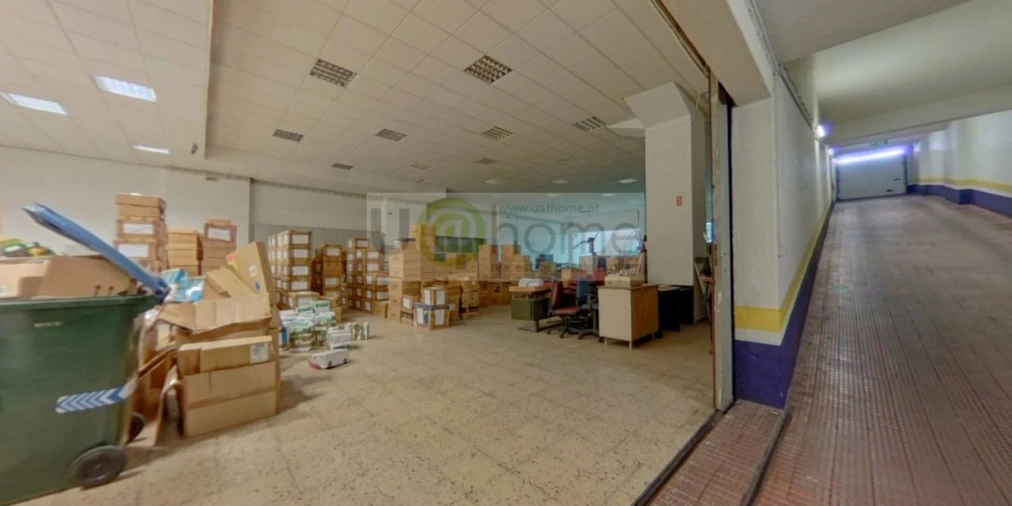 Loja para Arrendamento em Lumiar Foto 3