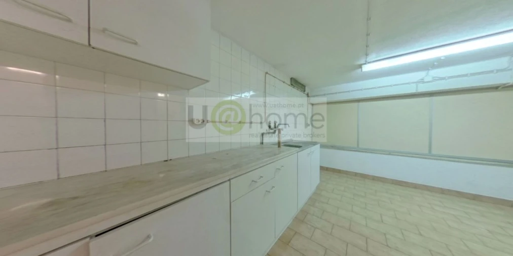 Loja para Arrendamento em Lumiar Foto 5