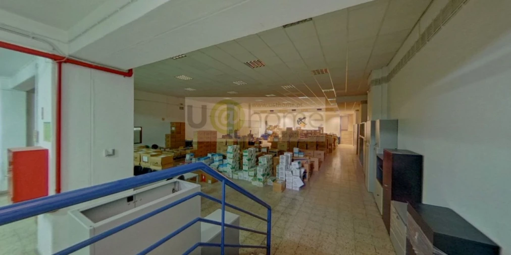 Loja para Arrendamento em Lumiar Foto 7