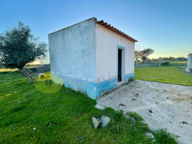 Quinta T18 para Venda em Redondo Foto 21