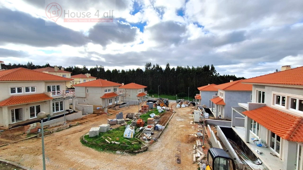 Moradia T4 para Venda em Nossa Senhora do Pópulo, Coto e São Gregório Foto 44