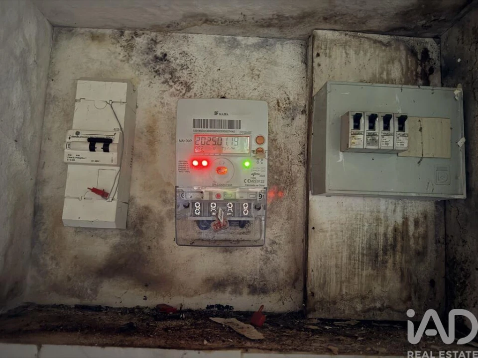 Moradia T2 para Venda em Alguber Foto 20