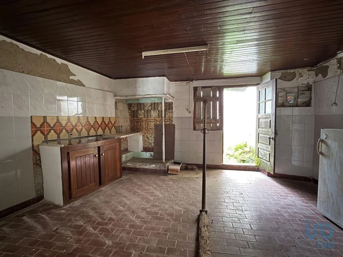 Moradia T2 para Venda em Alguber