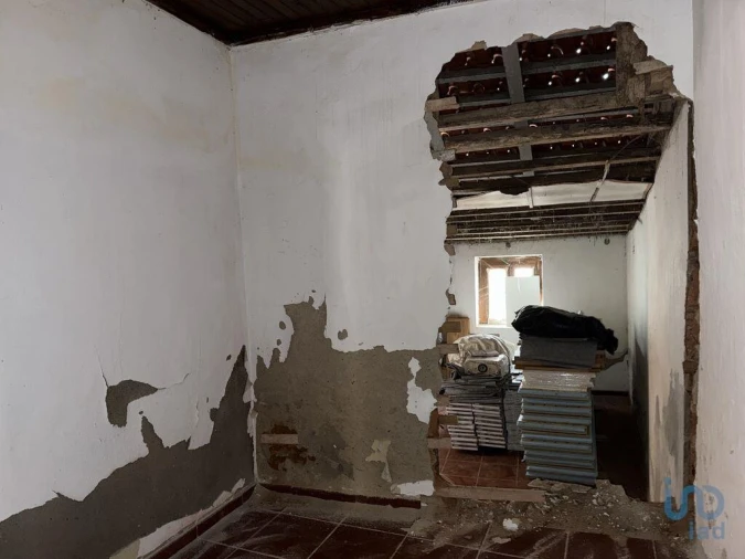 Moradia T2 para Venda em Alguber Foto 10