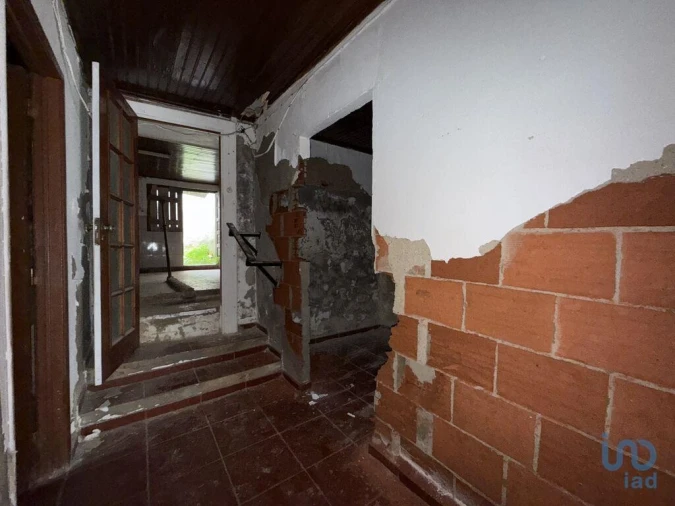 Moradia T2 para Venda em Alguber Foto 14