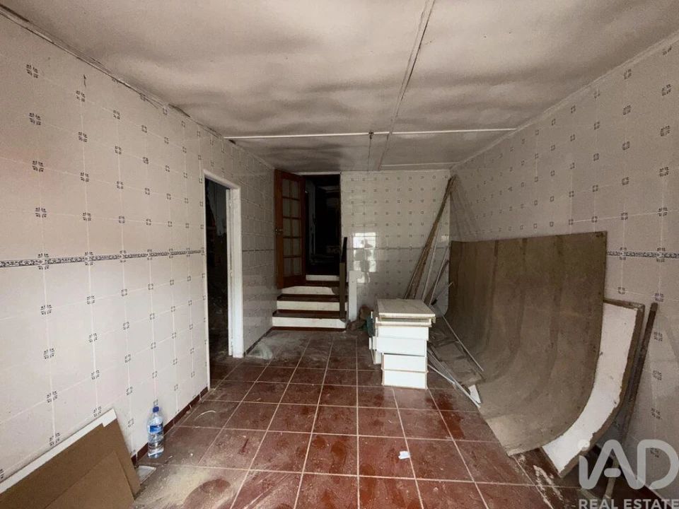 Moradia T2 para Venda em Alguber Foto 19