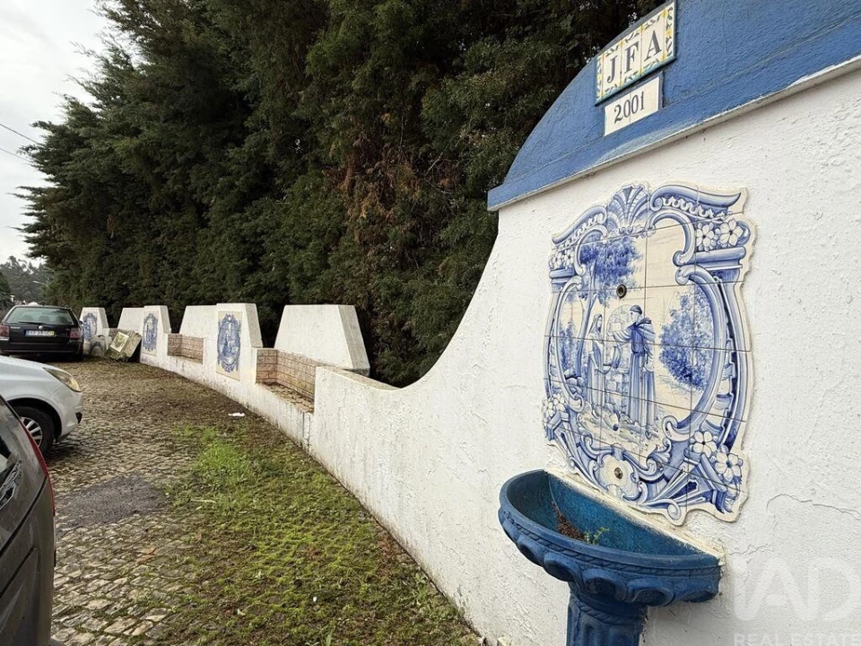 Moradia T2 para Venda em Alguber Foto 23