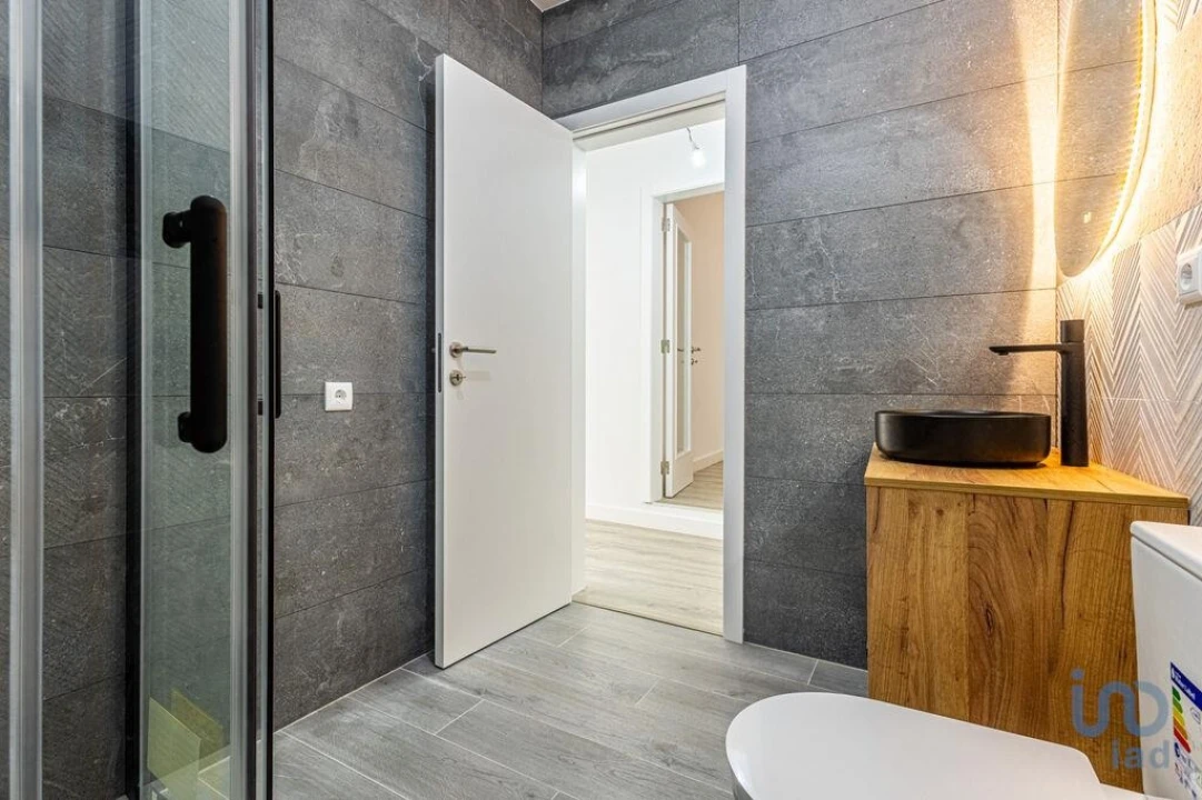 Apartamento T1 para Venda em Nadadouro Foto 4