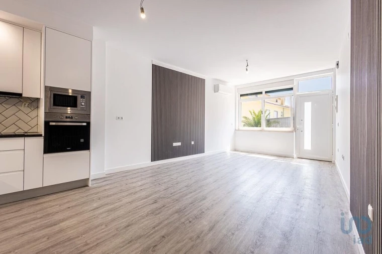 Apartamento T1 para Venda em Nadadouro Foto 3