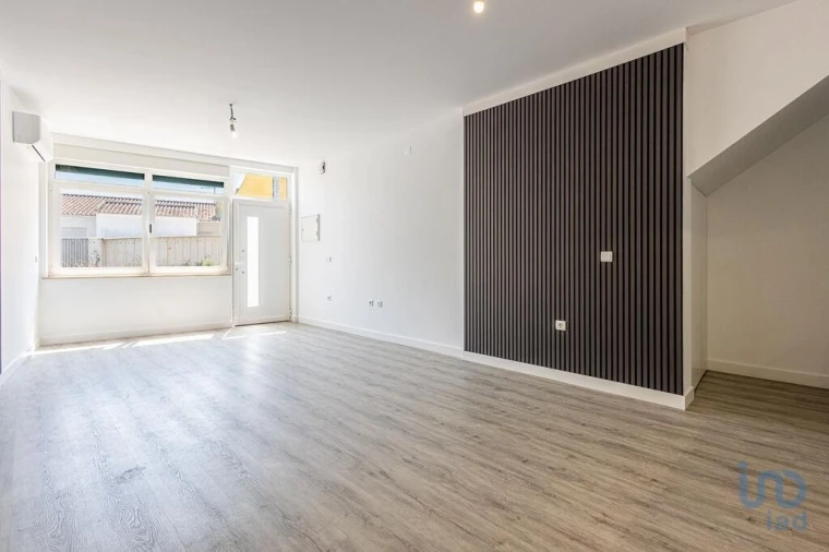 Apartamento T1 para Venda em Nadadouro Foto 7