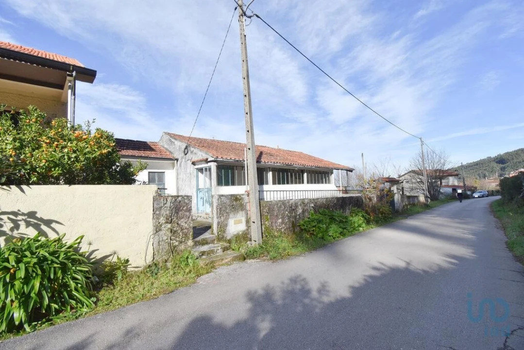 Moradia T2 para Venda em Vila Nova Foto 2