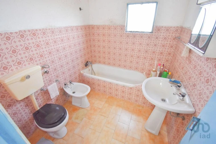 Moradia T2 para Venda em Vila Nova Foto 11