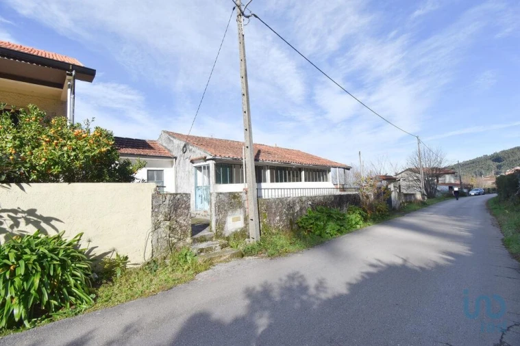 Moradia T2 para Venda em Vila Nova Foto 2