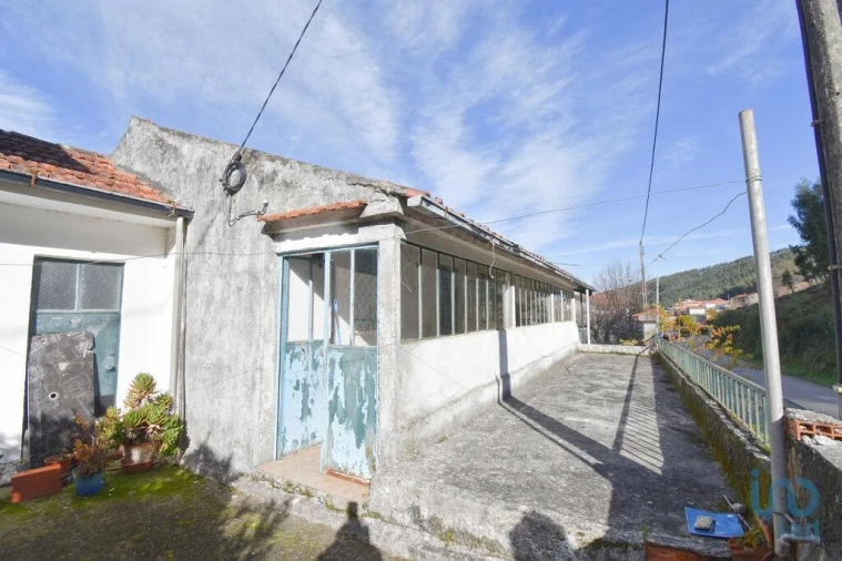 Moradia T2 para Venda em Vila Nova Foto 5