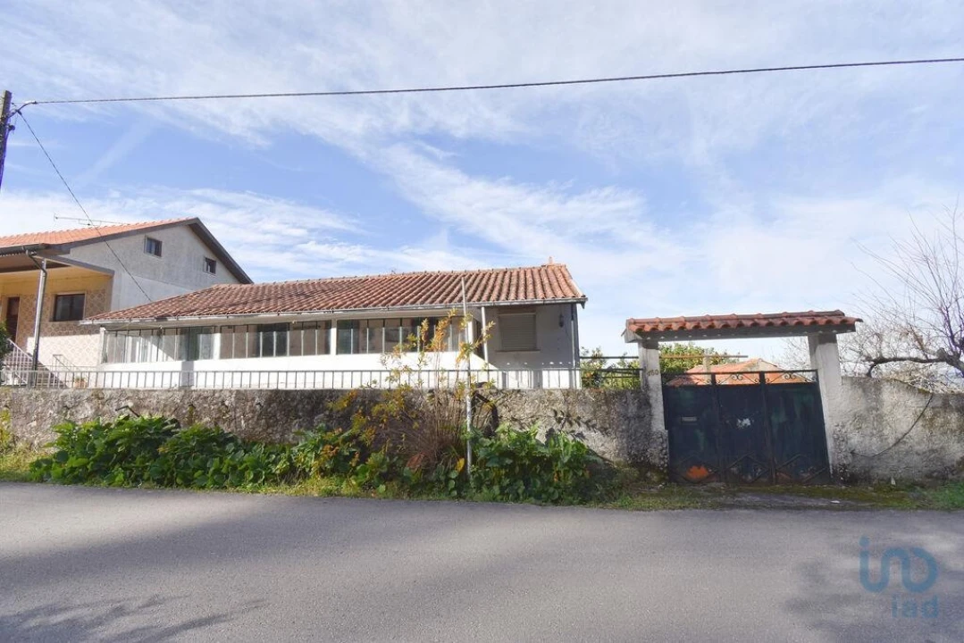 Moradia T2 para Venda em Vila Nova Foto 4