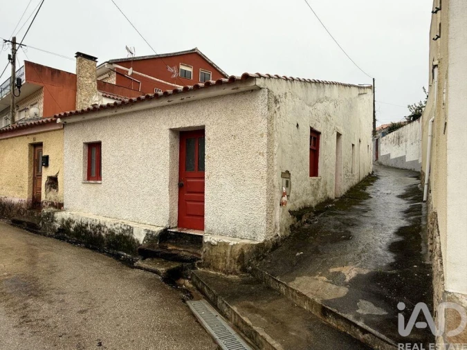 Moradia T2 para Venda em Alguber Foto 20