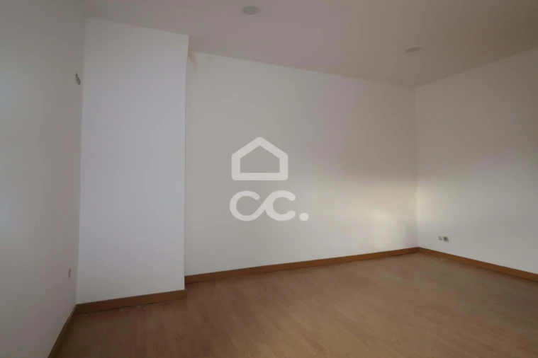 Moradia T4 para Venda em São Martinho de Árvore e Lamarosa Foto 16