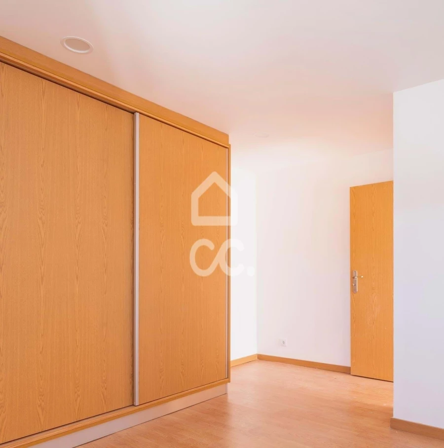 Moradia T4 para Venda em São Martinho de Árvore e Lamarosa Foto 9