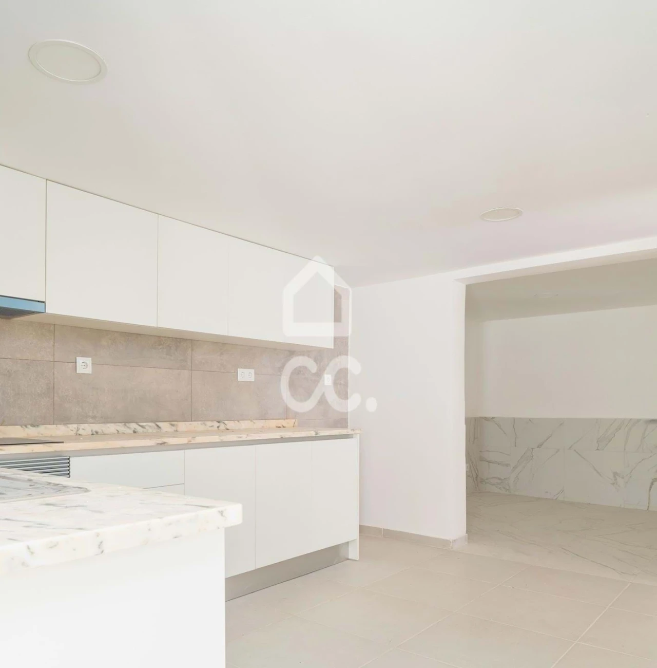 Moradia T4 para Venda em São Martinho de Árvore e Lamarosa Foto 8