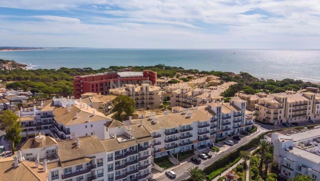 Apartamento T2 para Venda em Albufeira e Olhos de Água Foto 1