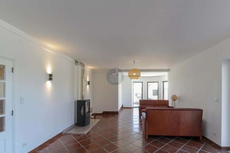 Moradia T9 para Arrendamento em Abitureiras Foto 16