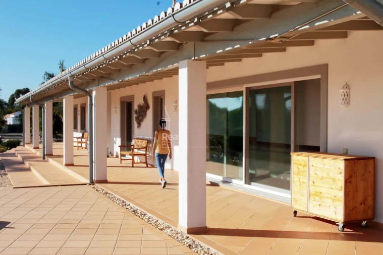 Moradia T4 para Venda em Conceição e Cabanas de Tavira Foto 6