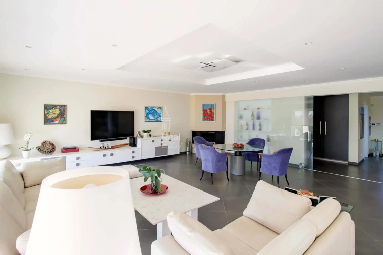 Moradia T4 para Venda em Conceição e Cabanas de Tavira Foto 11