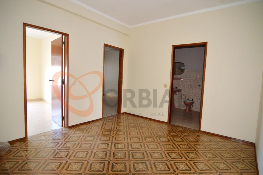 Moradia T3 para Venda em Olhão Foto 17