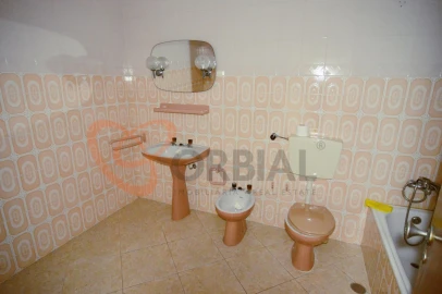 Moradia T3 para Venda em Olhão