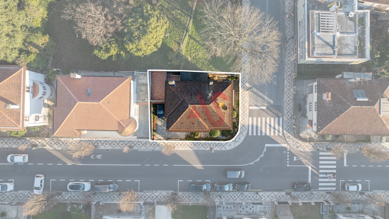 Moradia T4 para Venda em Oliveira, São Paio e São Sebastião Foto 33