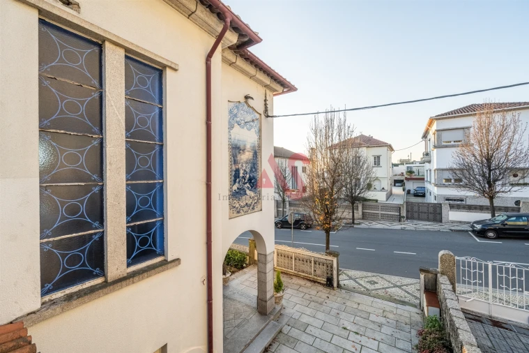 Moradia T4 para Venda em Oliveira, São Paio e São Sebastião Foto 28