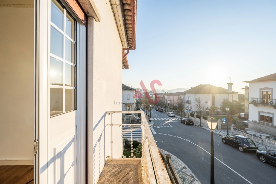 Moradia T4 para Venda em Oliveira, São Paio e São Sebastião Foto 20